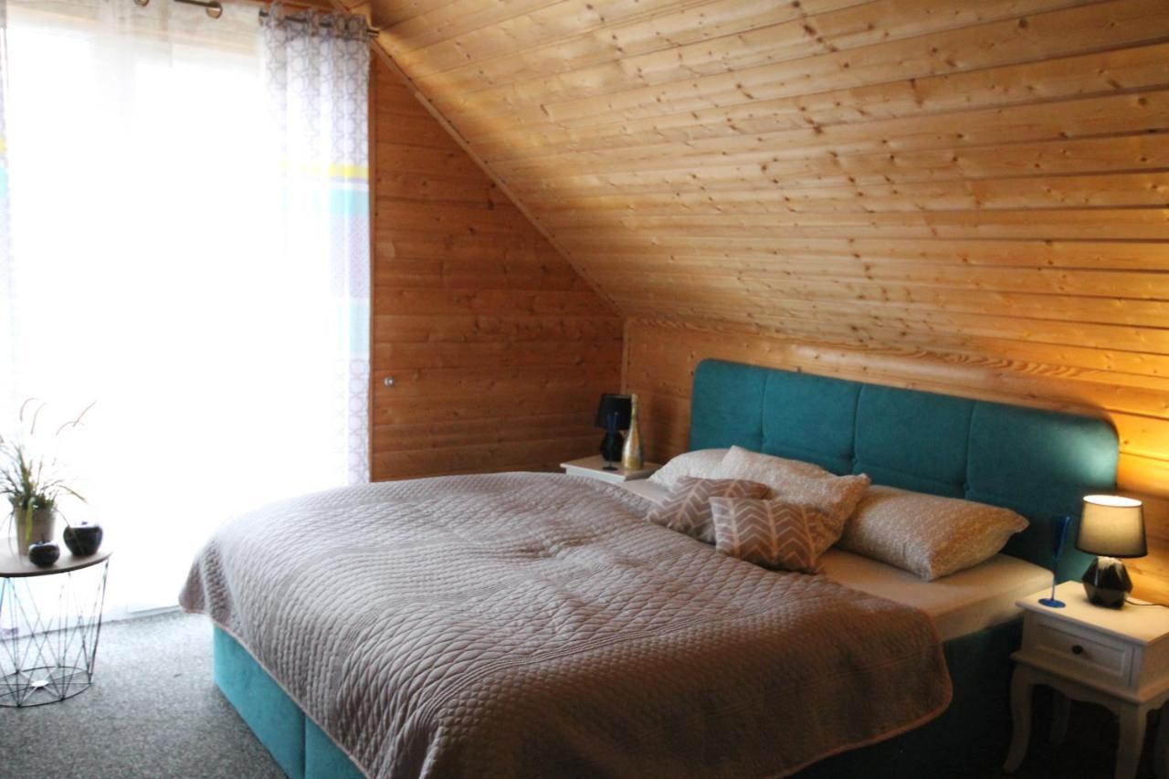 Resort Eden Domki, Apartamenty I Pokoje Jastrzebia Gora Bagian luar foto